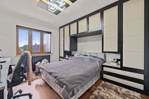 Photo 3- click for photo gallery